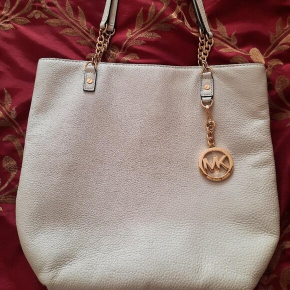 Michael Kors Chained Leather Tote - Picture 4 of 8